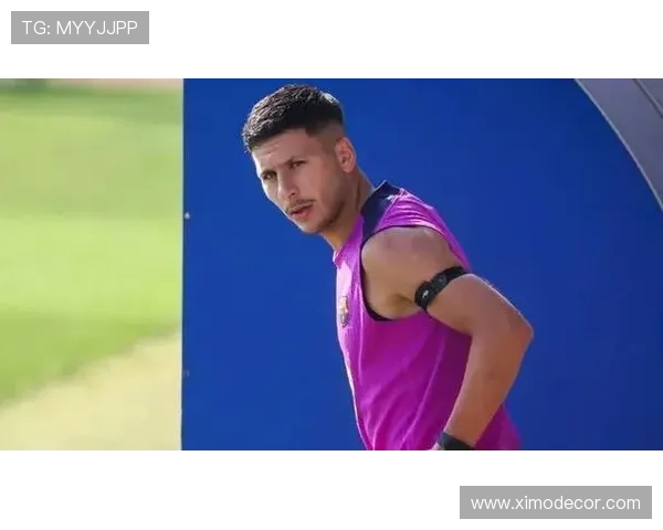 西媒称弗里克对巴德吉表现失望认为其无法胜任巴萨标准